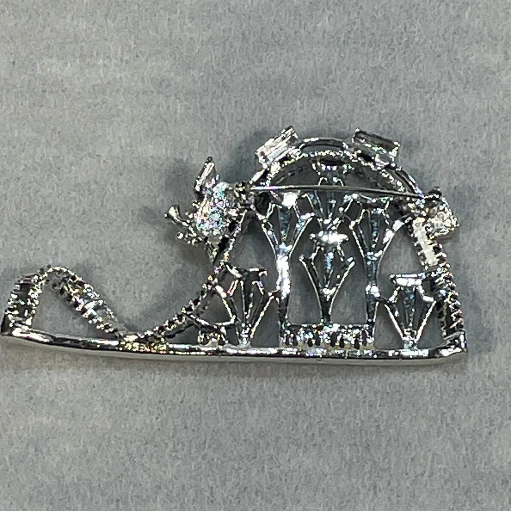 Vintage Silver Tone Roller Coaster Brooch Pin‎ Amusement Park Carnival Train